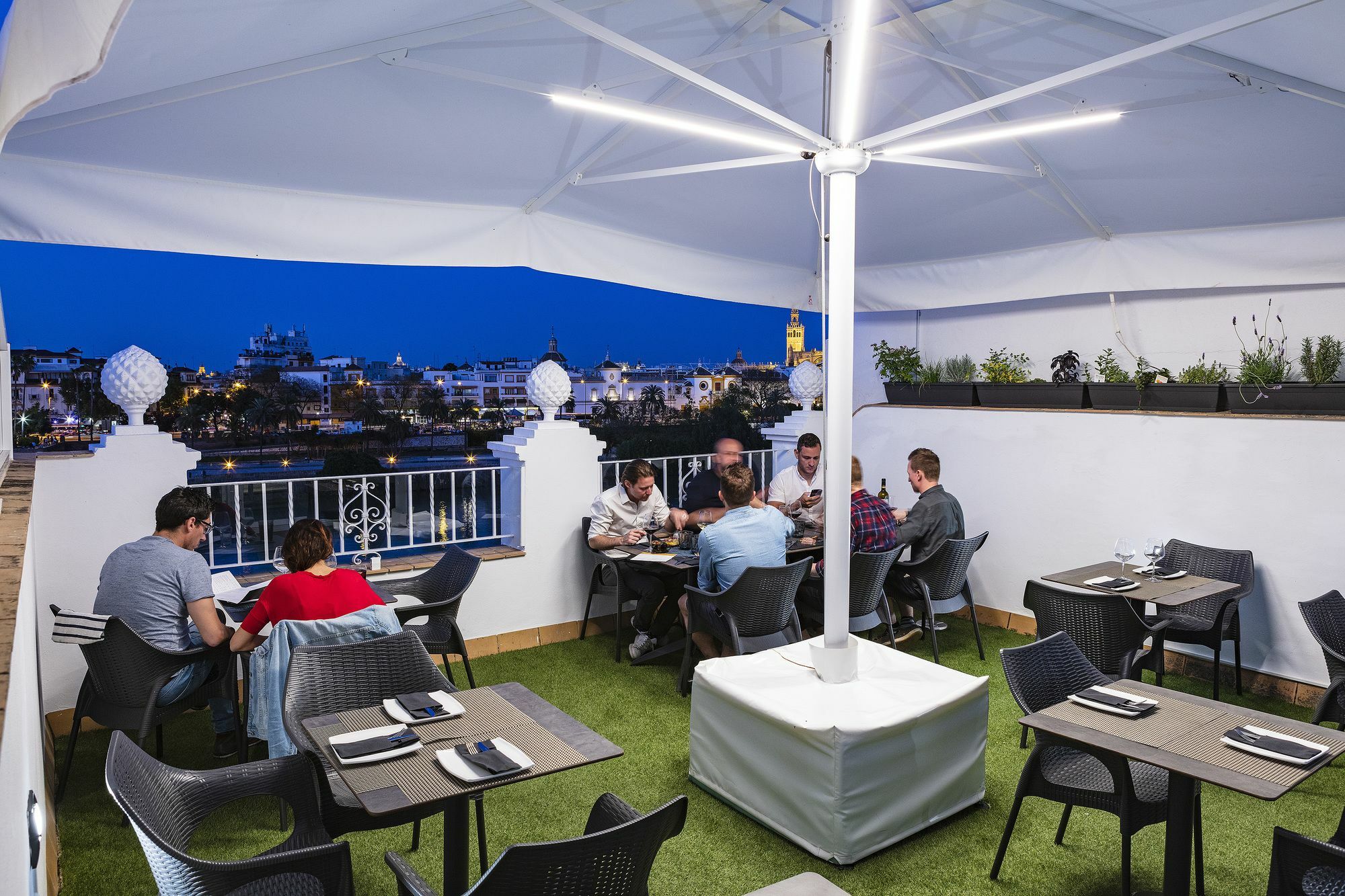Betis 7 Luxury Boutique Apartments Sevilla Eksteriør billede